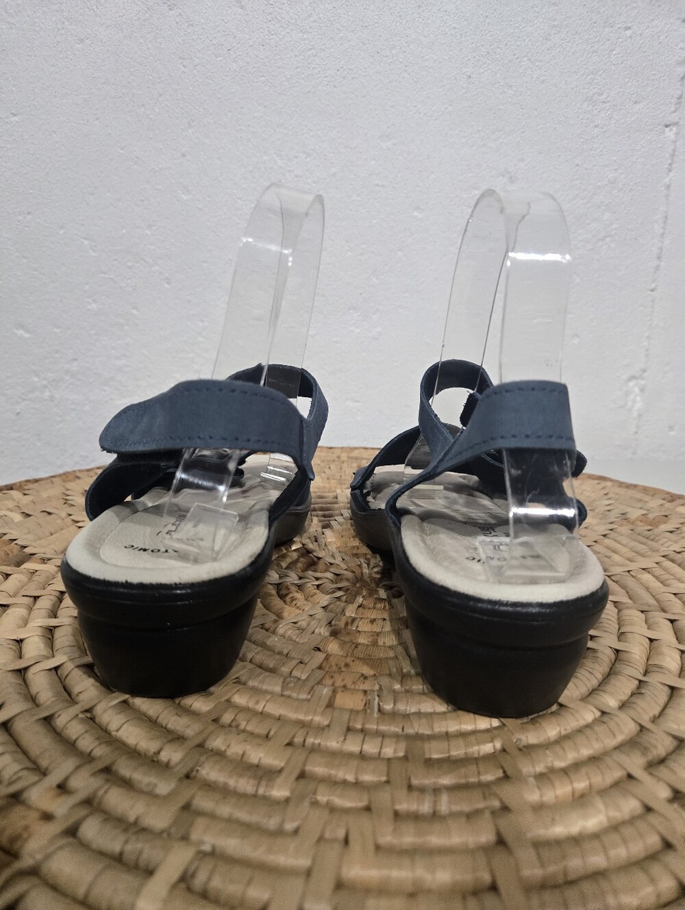 Flexus Spring Step Strappy Comfirt Sandals - Picture 5 of 8